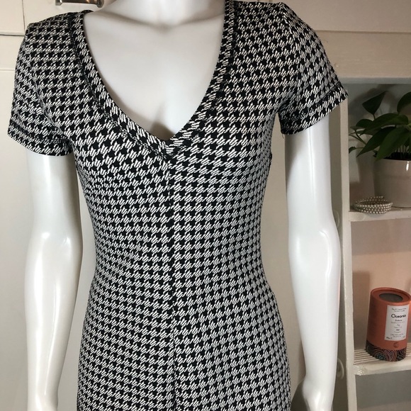 Magnifique petite robe❤️ La coupe est parfaite 👌❤️ - Picture 3 of 9